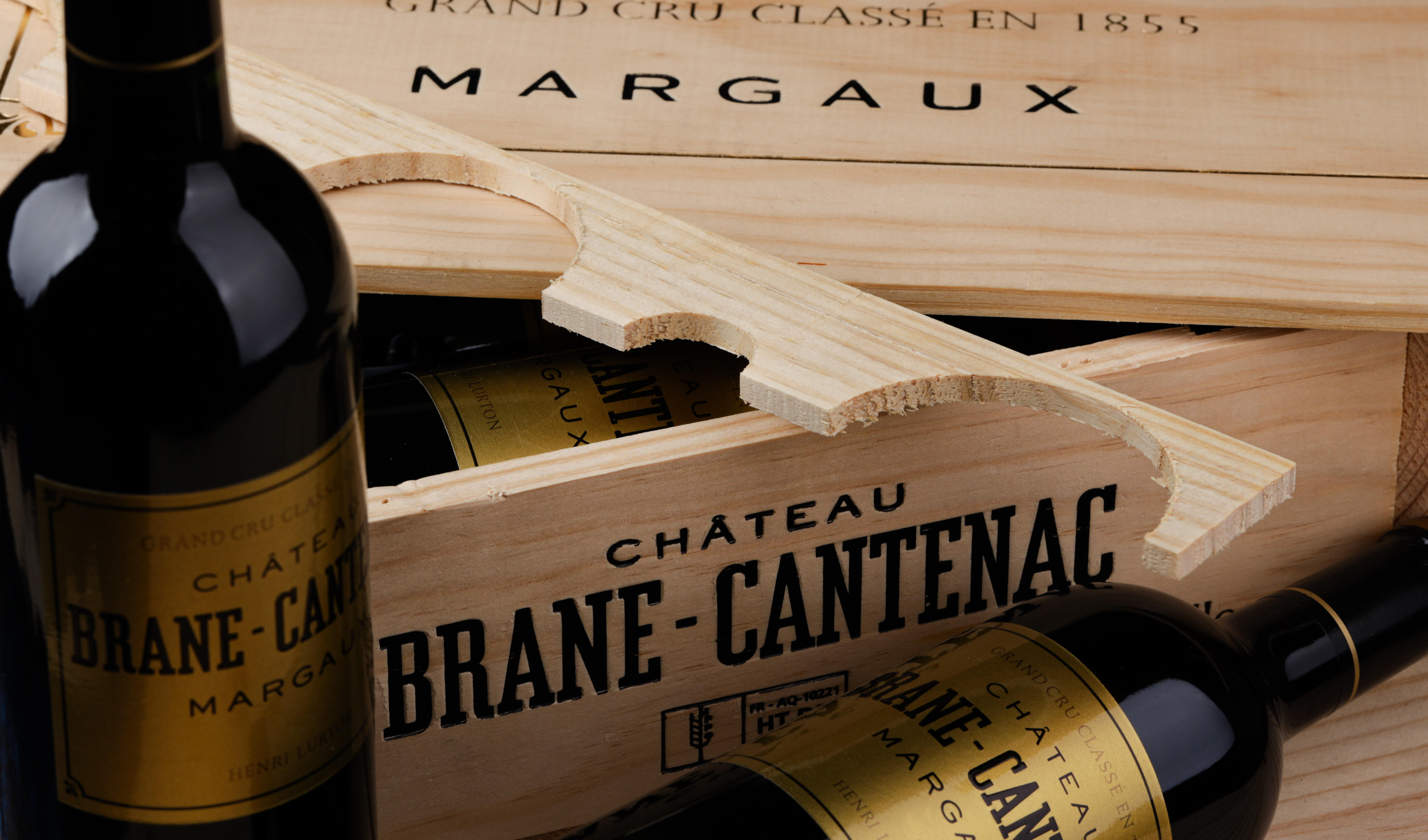 20118003243_Chateau-Brane-Cantenac_Margaux_2011_trio_NV