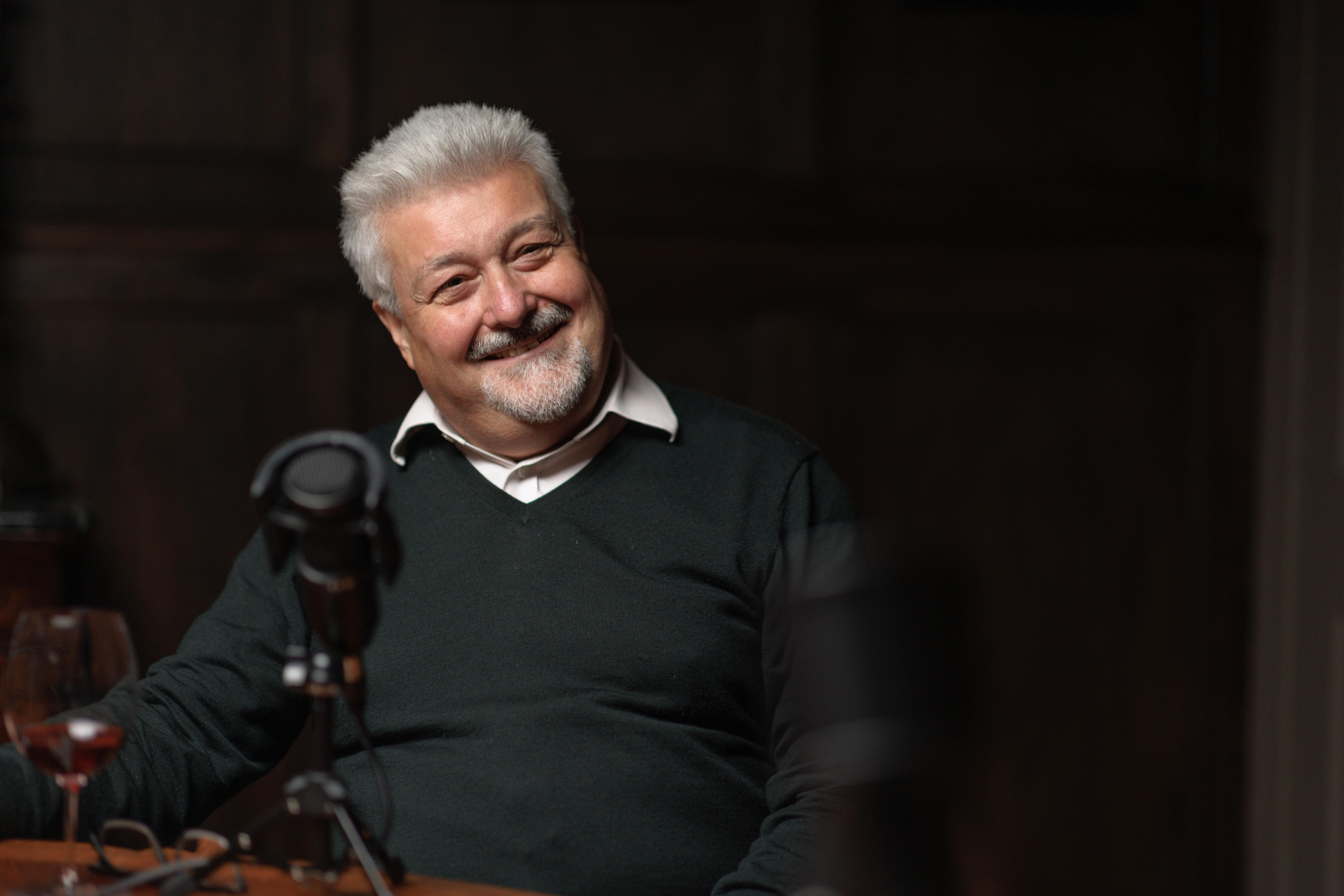 Podcast-2024-portraits-Chris-Pollington-and-Barbara-3