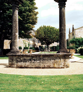 Buy 2000 Château La Mission Haut-Brion, Pessac-Léognan Buy 2000 Château La Mission Haut-Brion, Pessac-Léognan