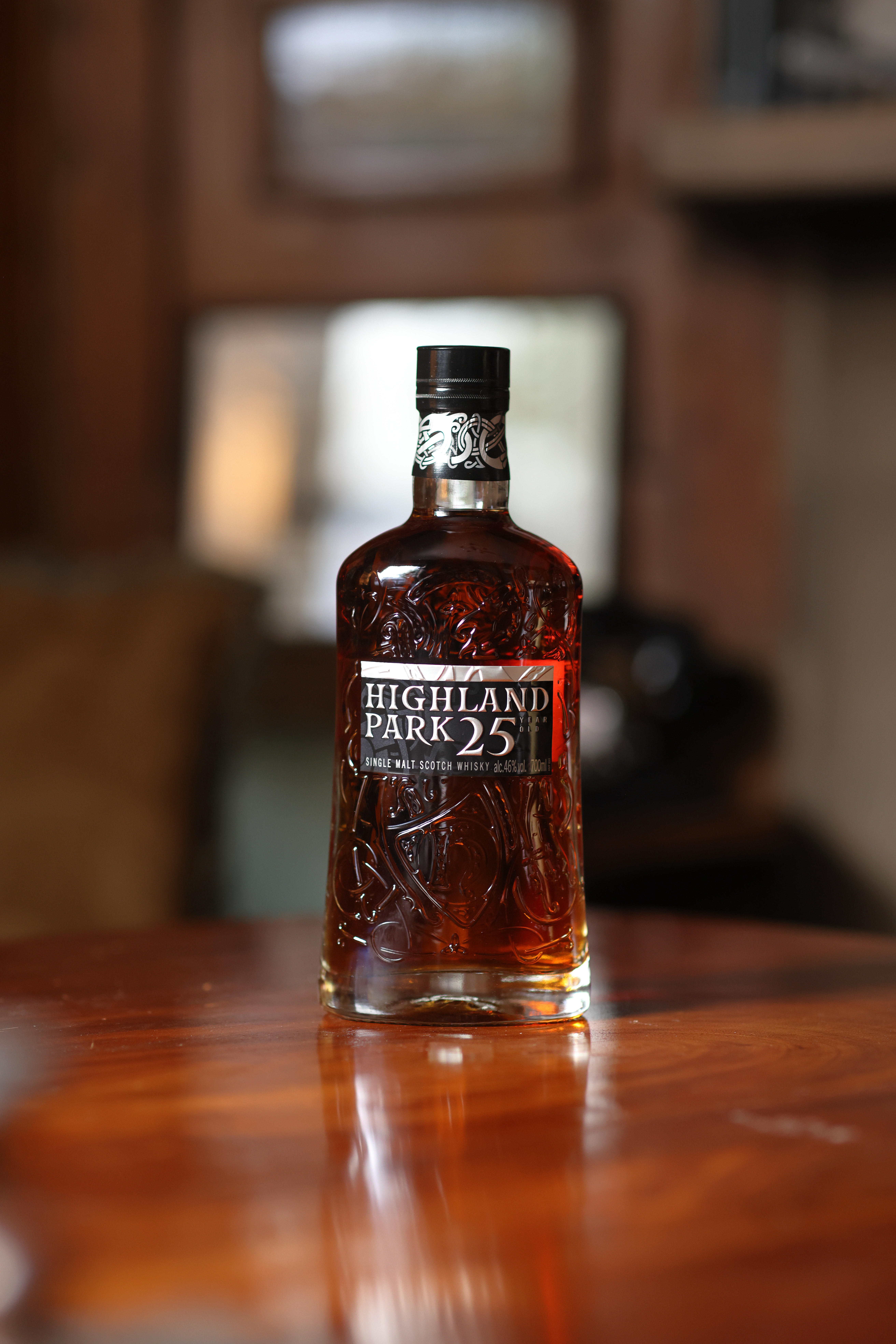 Highland Park 25 YR Single Malt Scotch Whisky